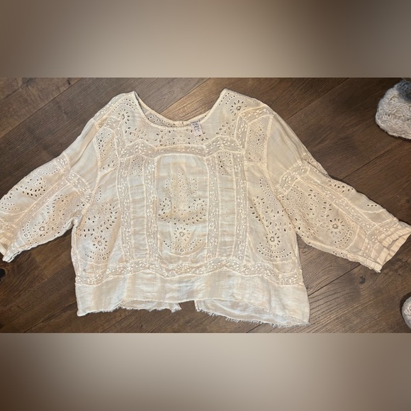 Magnolia Pearl Tops - Magnolia Pearl Eyelet Rafaella Top 1417 Moonlight
 NWT